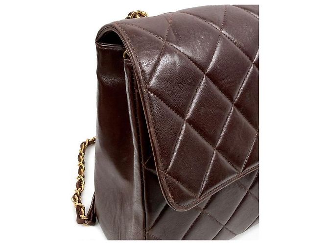 Chanel Borsa a tracolla con patta trapuntata marrone - vista 7