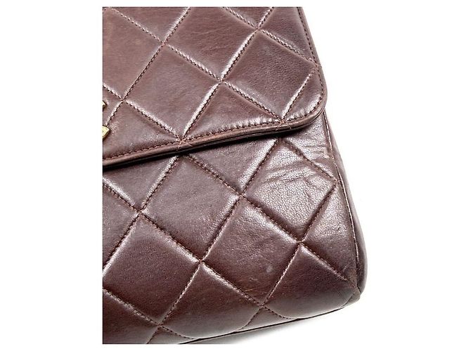 Chanel Borsa a tracolla con patta trapuntata marrone - vista 9