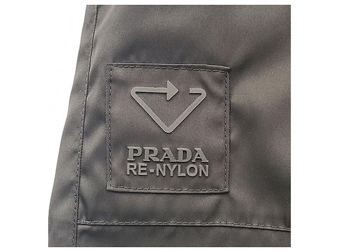 Prada Pantaloni in nylon da uomo con logo triangle non utilizzati Nero - vista 6