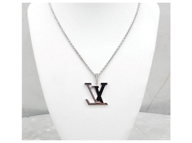 Louis Vuitton Collana con pendente LV in oro bianco e diamanti Argento - vista 5