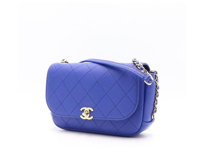 Chanel Piccola borsa a tracolla e borsa a tracolla con flap e catena CC oro - vista 2
