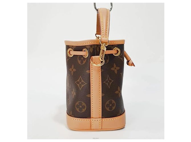 Noe Louis Vuitton Borsa a Spalla Nano Noé Marrone - vista 3