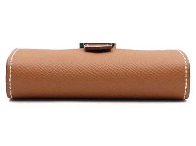 Hermès Goldener kompakter Kartenhalter mit silberner Hardware - Ansicht 7