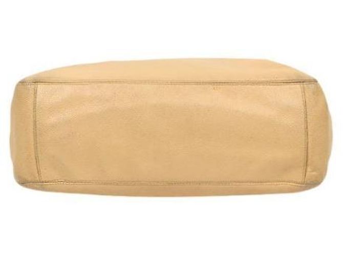Chanel Borsa a Spalla Beige Caviar CC Chain Marrone - vista 4