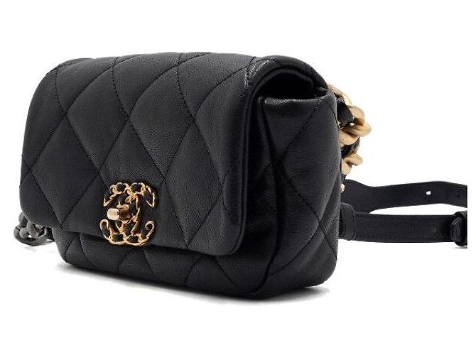 Chanel Mini borsa a tracolla con patta e catena da donna, borsa da cintura e crossbody Nero - vista 2