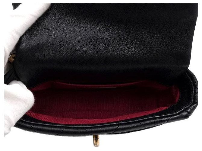 Chanel Mini borsa a tracolla con patta e catena da donna, borsa da cintura e crossbody Nero - vista 5