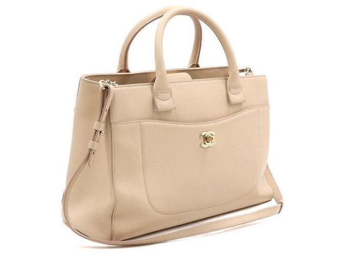 Chanel Borsa Tote Neo Medium New Surf CC Beige Gold - Borsa a Spalla Marrone - vista 3