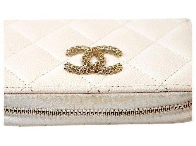Chanel Tarjetero con cremallera en piel caviar blanco - vista 6
