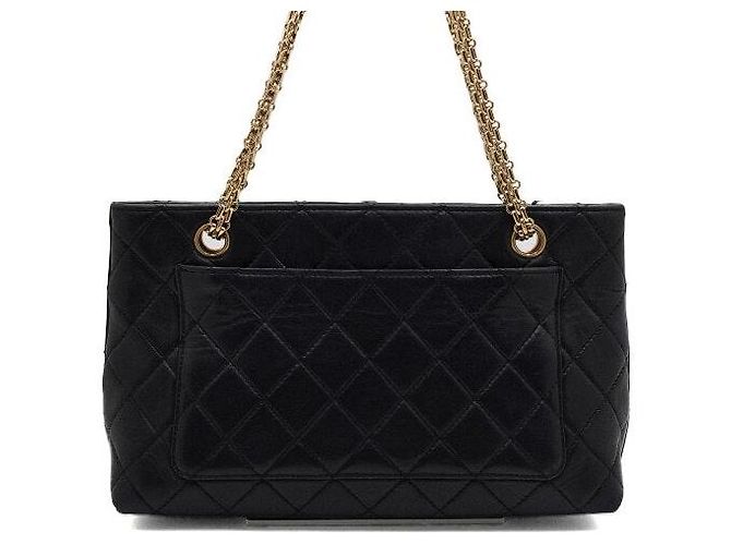 Chanel Vintage gesteppte Schultertasche aus schwarzem Kalbsleder mit Goldkette - Ansicht 4