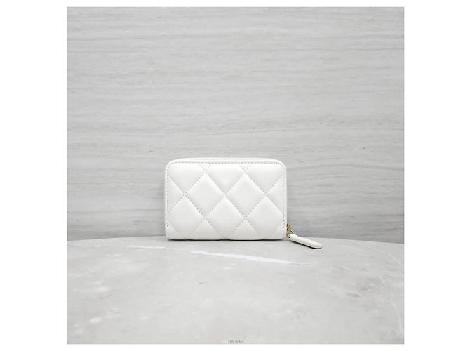 Chanel Herz-Logo Münz- und Kartenetui aus Lammleder Weiß - Ansicht 3
