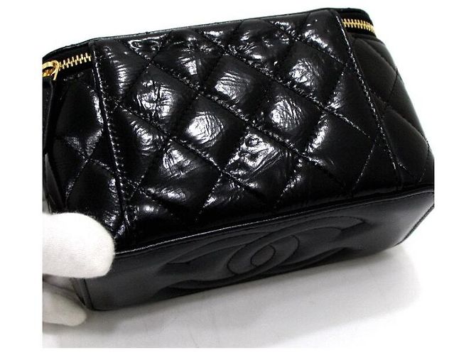 Vanity Chanel Borsa a tracolla e borsa a spalla in pelle di vitello lucida nera con catena CC dorata Nero - vista 10
