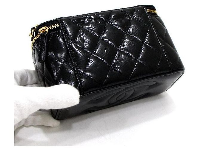 Vanity Chanel Borsa a tracolla e borsa a spalla in pelle di vitello lucida nera con catena CC dorata Nero - vista 9