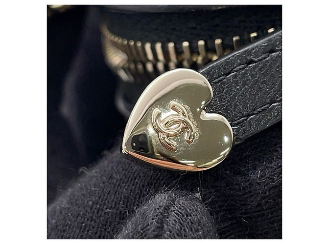 Charm per borsa Chanel Matelassé Heart Nero - vista 8