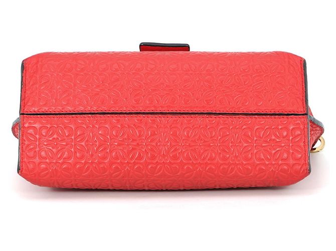 Borsa a tracolla in pelle Loewe Avenue Anagram Rosso - vista 3