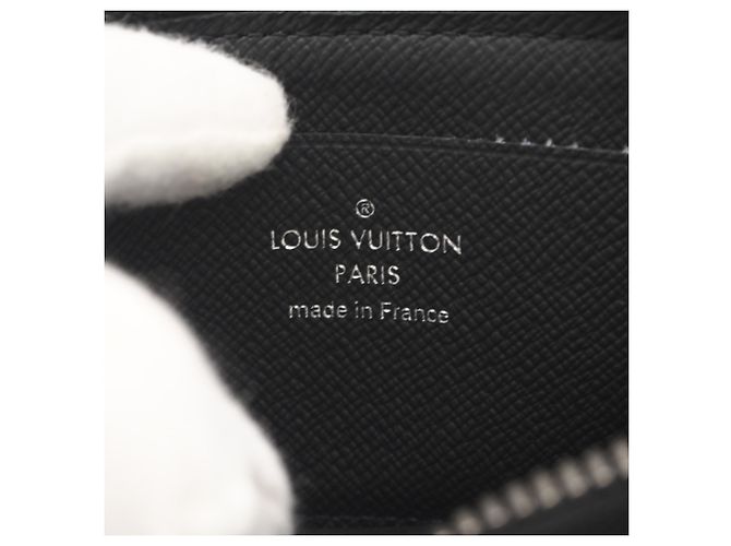 Louis Vuitton Monogram Eclipse Coin Case Black - view 13