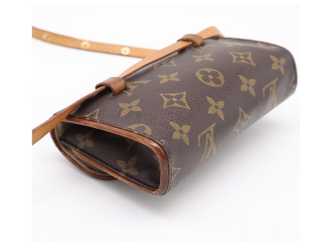 Borsa a tracolla Louis Vuitton Monogram Pochette Florentine Marrone Beige Monogramma - vista 6
