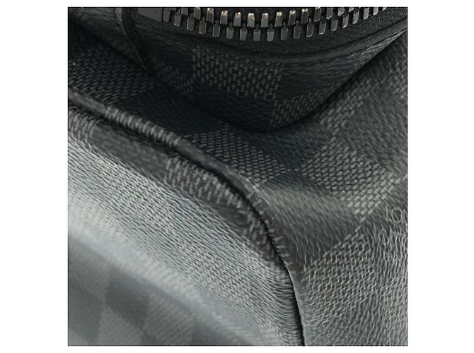 Zaino Louis Vuitton Damier Graphite Utility Nero - vista 3