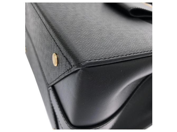 Borsa Louis Vuitton Taiga Cityframe Nero - vista 3