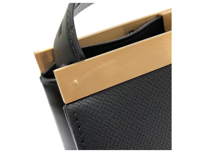 Borsa Louis Vuitton Taiga Cityframe Nero - vista 5