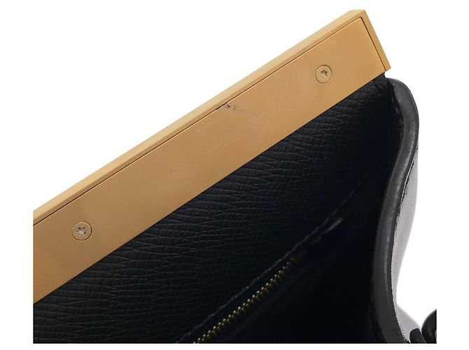 Borsa Louis Vuitton Taiga Cityframe Nero - vista 9