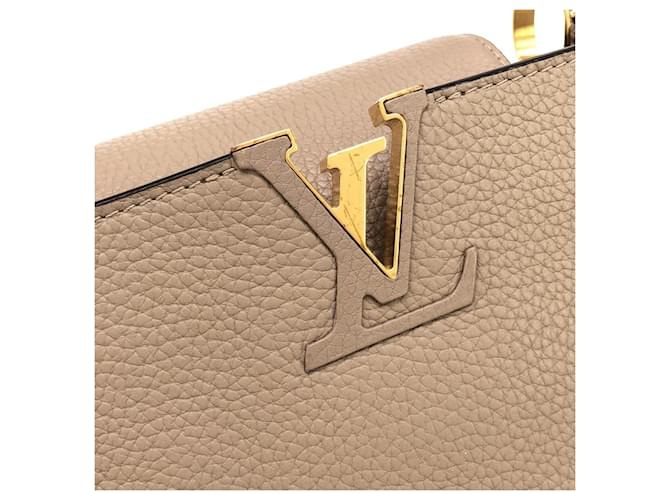 Borsa Louis Vuitton Capucines BB - vista 5