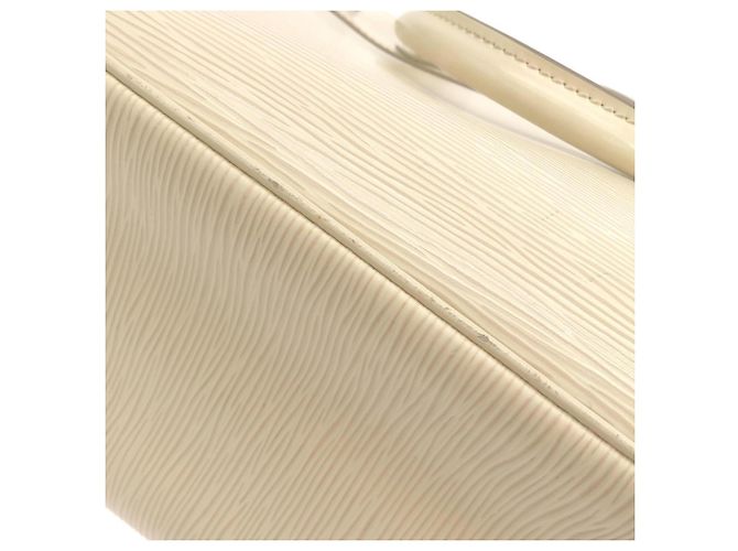 Borsa Louis Vuitton Epi Passy PM Bianco sporco - vista 5
