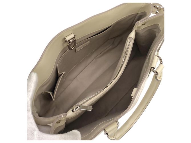 Borsa Louis Vuitton Epi Passy PM Bianco sporco - vista 9