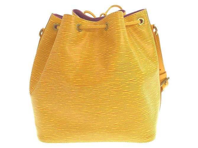 Noe Borsa a Spalla Louis Vuitton Epi Petit Noé Giallo - vista 2