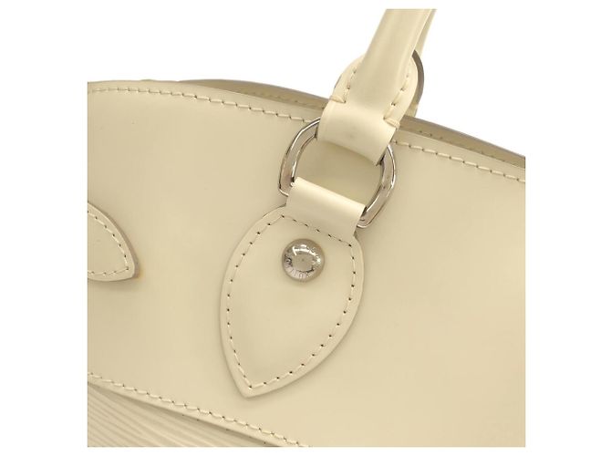 Louis Vuitton Epi Passy PM Handtasche Aus weiß - Ansicht 5
