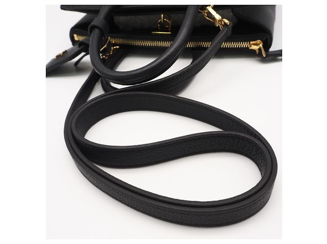 Borsa Louis Vuitton Taurillon City Steamer PM Noir Nero - vista 5