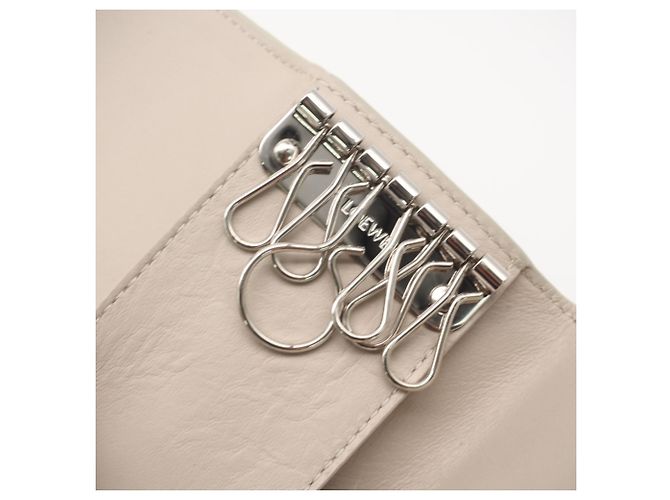 Loewe Pebble Grain Calf Anagram Key Case Beige - view 13