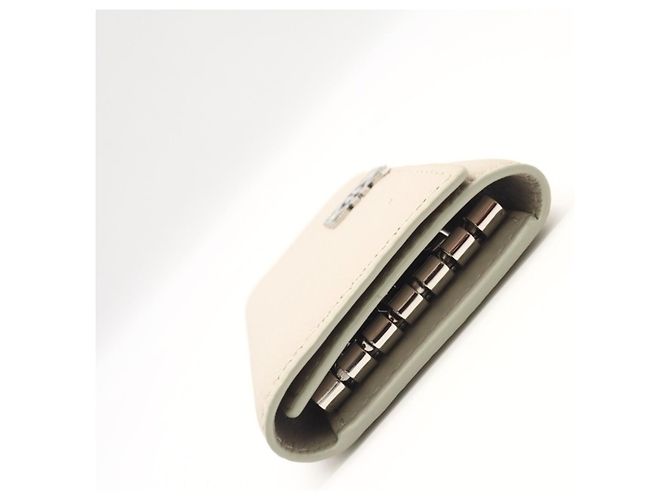 Loewe Pebble Grain Calf Anagram Key Case Beige - view 5