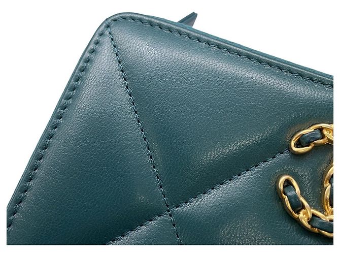 Chanel Long Wallet aus dunkelgrünem Leder - Ansicht 5