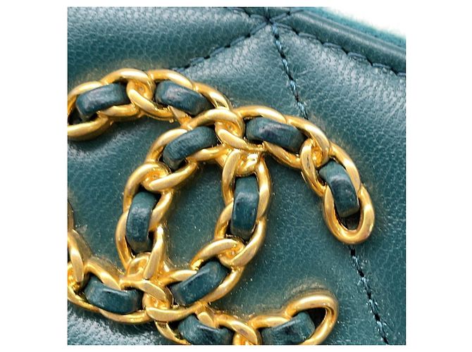 Chanel Long Wallet aus dunkelgrünem Leder - Ansicht 8
