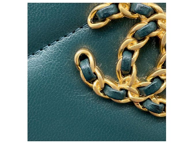 Chanel Long Wallet aus dunkelgrünem Leder - Ansicht 9