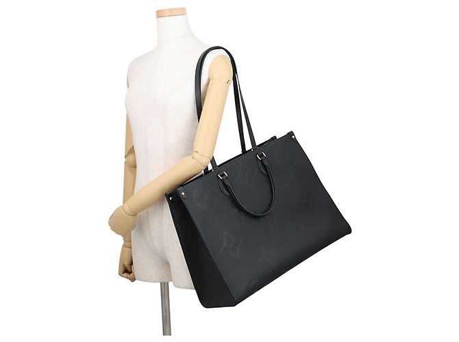 Borsa Tote Louis Vuitton Monogram Empreinte OnTheGo GM Nero - vista 5