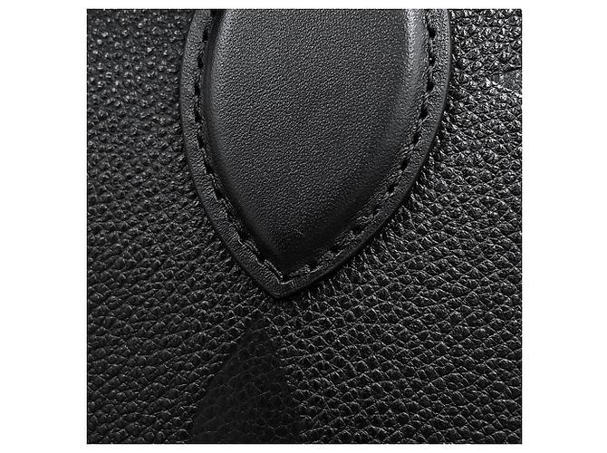 Borsa Tote Louis Vuitton Monogram Empreinte OnTheGo GM Nero - vista 9