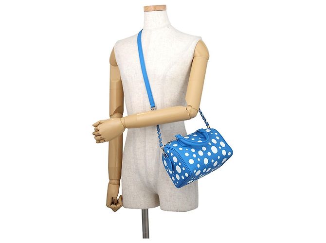 Louis Vuitton Monogram Empreinte LV x YK Speedy Bandoulière 20 Handtasche Weiß Blau - vista 4