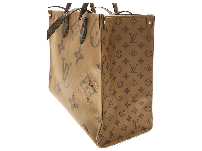 Borsa Louis Vuitton Monogram Giant OnTheGo GM Marrone - vista 7