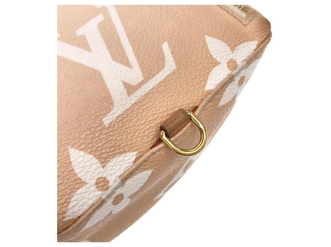 Louis Vuitton By The Pool Tiny Backpack M45764 Marrone Beige - vista 4