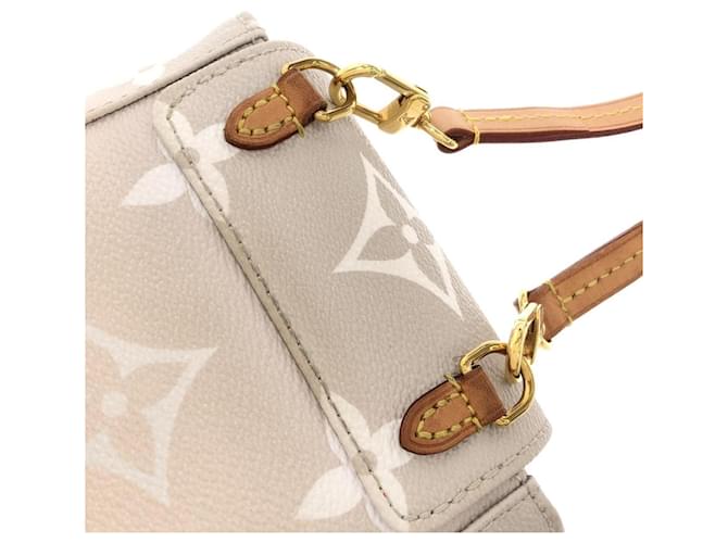 Louis Vuitton By The Pool Tiny Backpack M45764 Marrone Beige - vista 7