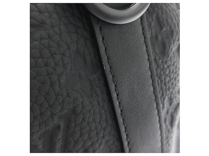 Louis Vuitton Taurillon Monogram Keepall Bandoulière 35cm Nero - vista 3