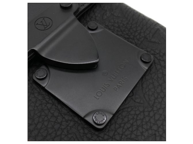 Louis Vuitton Taurillon Monogram S-Lock Vertical Wallet Schwarz - Ansicht 5