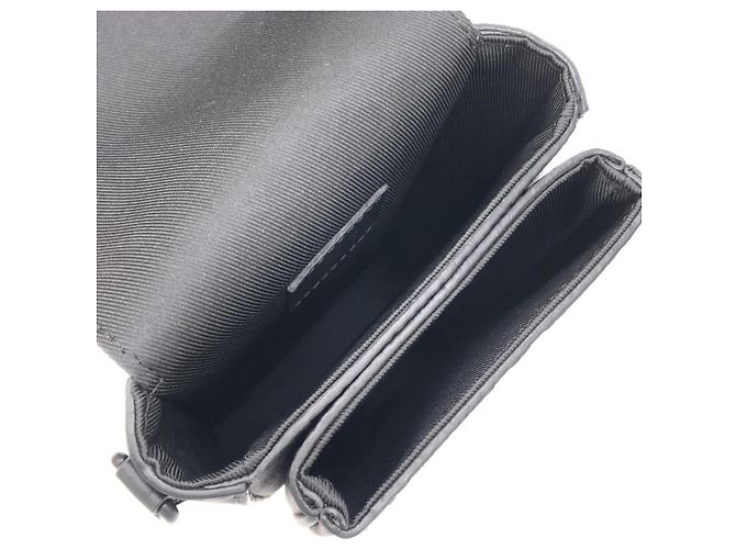 Louis Vuitton Taurillon Monogram S-Lock Vertical Wallet Schwarz - Ansicht 8