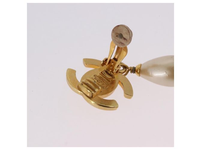 Chanel CC Dangle Clip-On Metal D'oro - vista 4