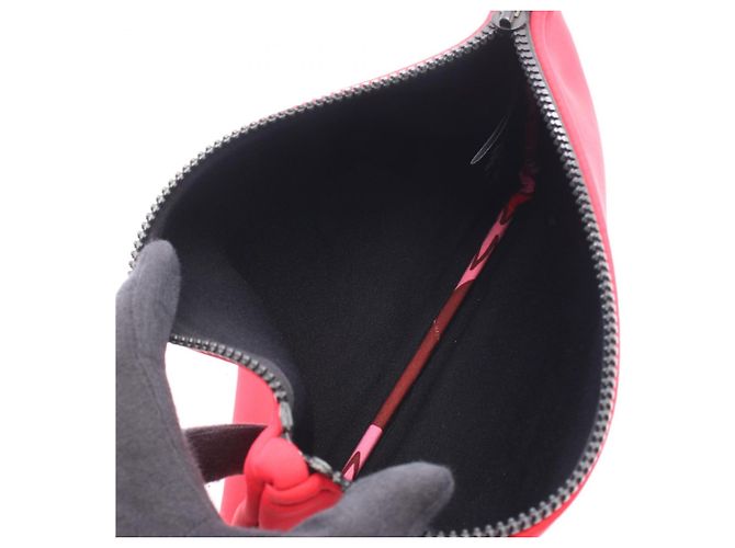 Hermès Hermes NeoBain MM Handbag/Pouch Red - view 3