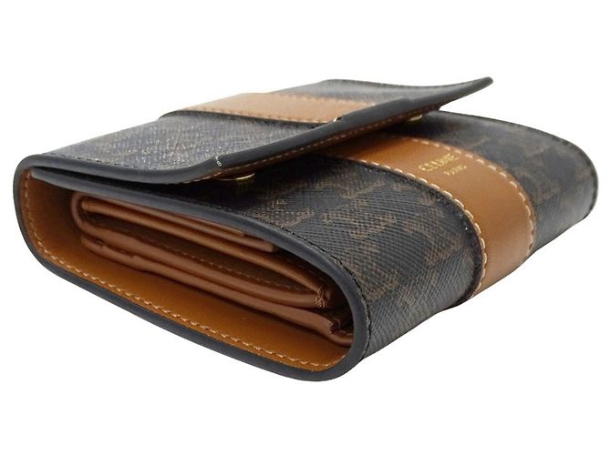 Triomphe Céline Celine Brown Leather Bi-Fold Wallet - view 3
