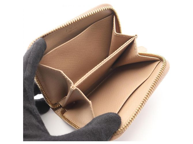 Cartera redonda con cremallera de cuero Saffiano rosa de Prada / Monedero - vista 3