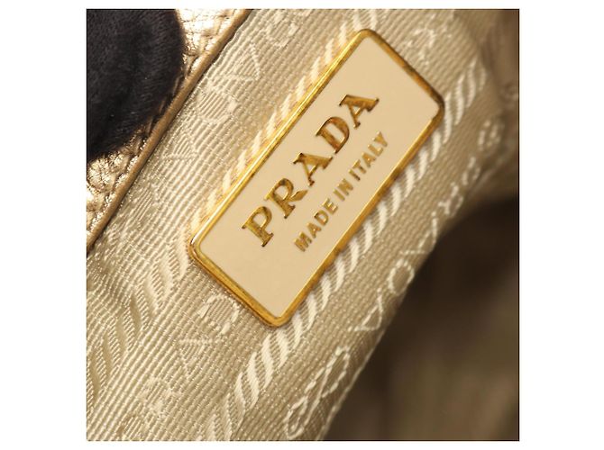 Borsa a tracolla in pelle dorata VIT.DAINO Prada D'oro - vista 4
