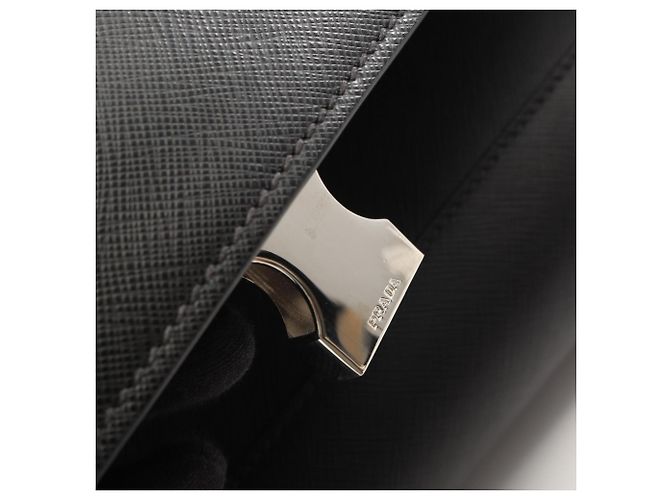 Borsa a tracolla da viaggio in Saffiano Prada Nero - vista 7